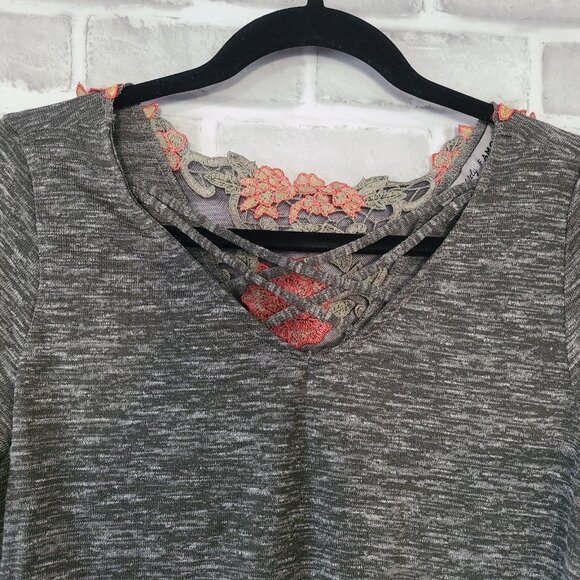 Absolutely Famous Lace Inset Olive Gray Long Sleeve Shirt Top Small NWT - Picture 3 of 10